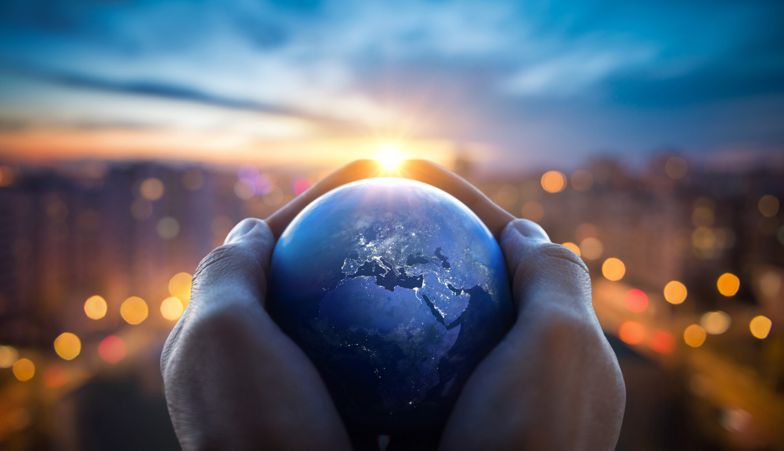 Brasil ocupa 4º lugar em instalações de energia renovável em 2024, com a energia solar entre as mais baratas do mundo
